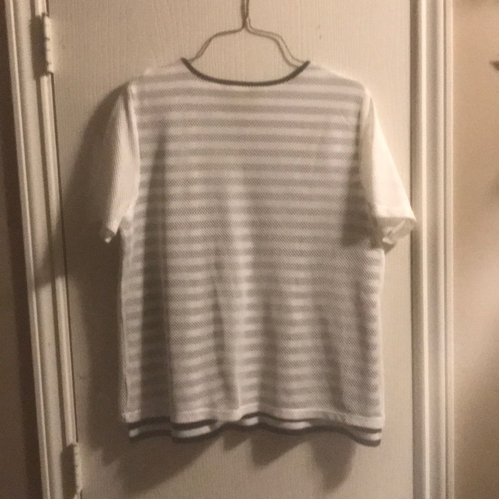 Blouse - Picture 2 of 2